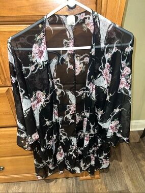 Lovely J Kimono
